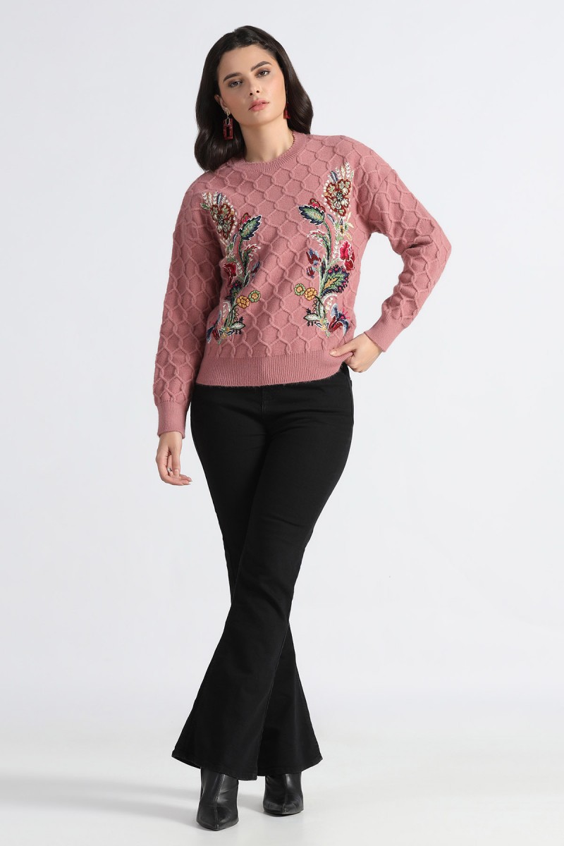 FLORAL EMBROIDERD CABLE KNIT ROUND NECK SWEATER