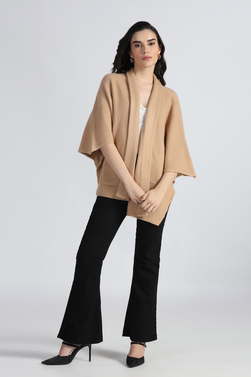 KNITED CAPE