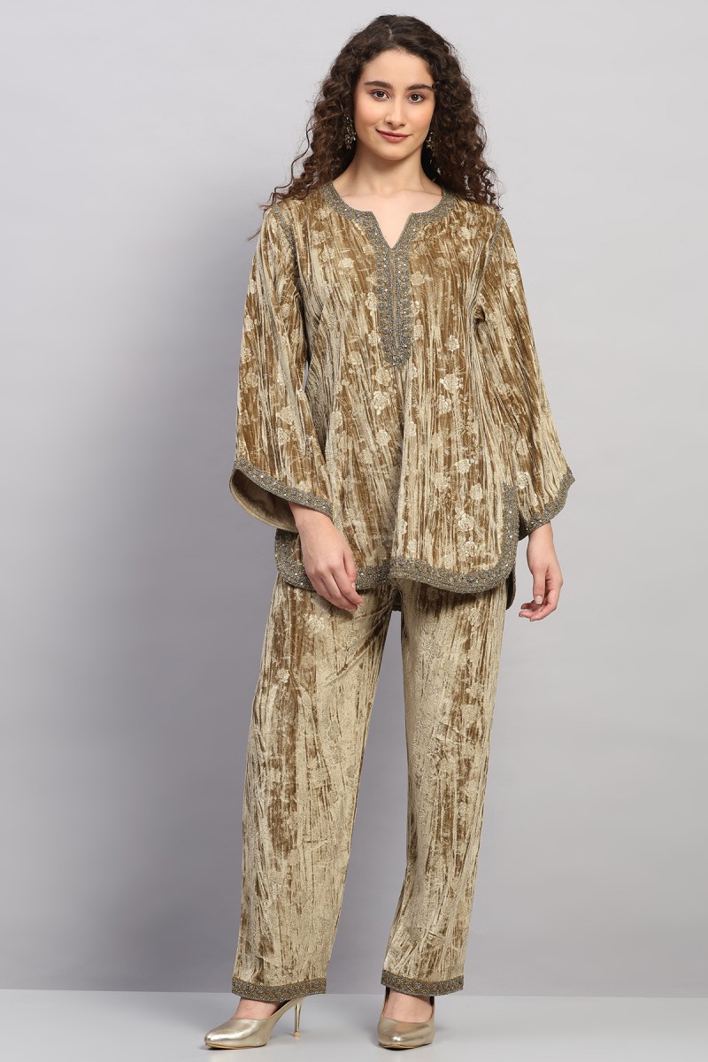 CRUSHED VELVET WITH EMBOSSED FLORAL EMBROIDERED CO-ORD SET