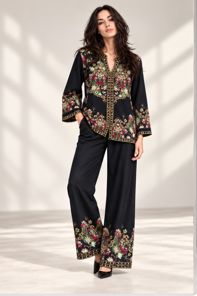 KNITTED EMBROIDERED CO-ORD SET
