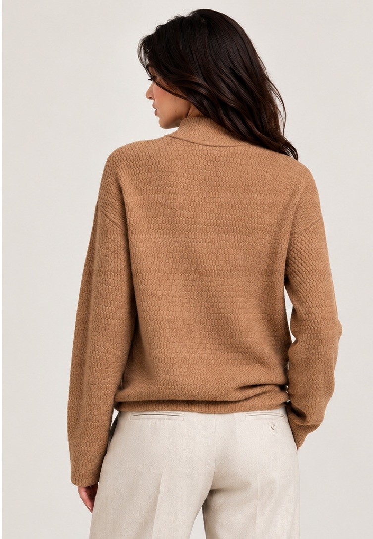 KNITTED HIGH NECK TOP