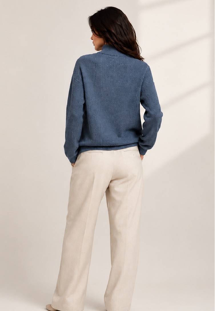 KNITTED HIGH NECK TOP