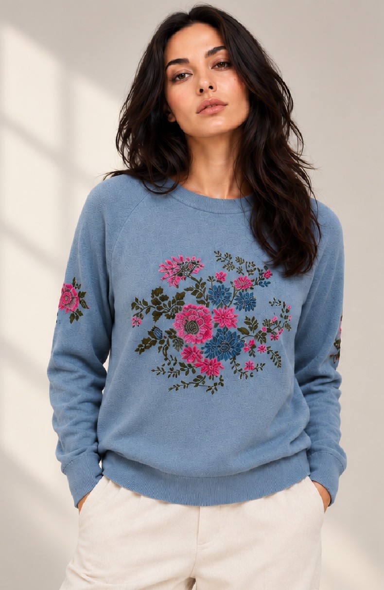 KNITTED JUMPER