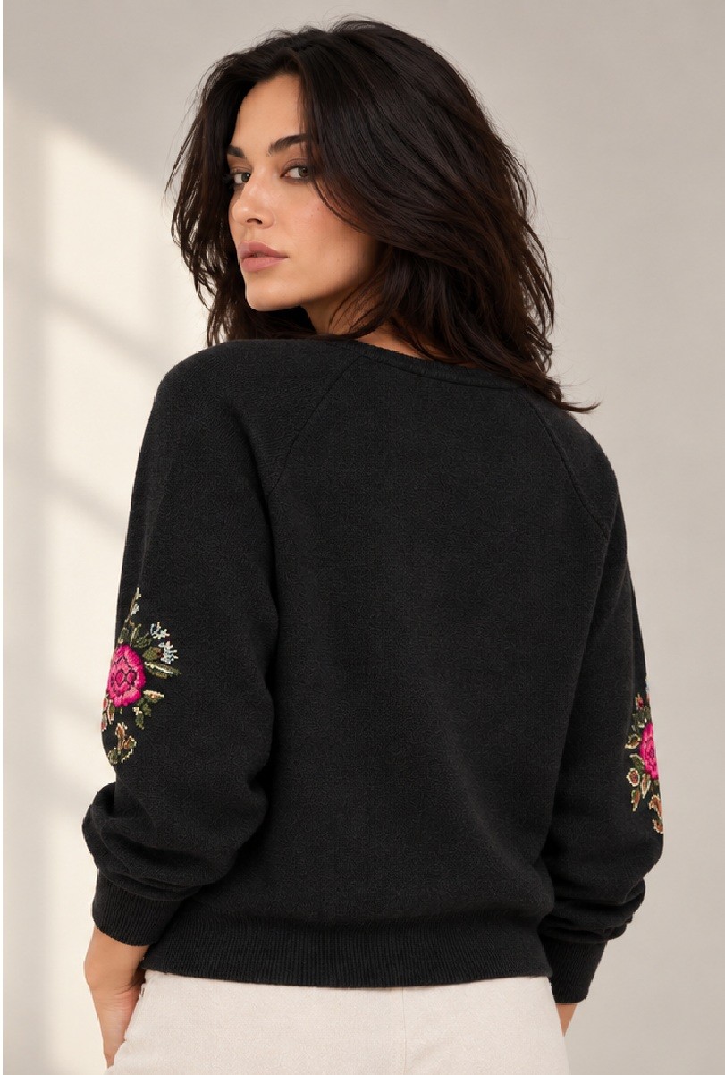 KNITTED JUMPER