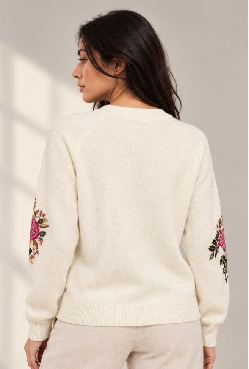 KNITTED JUMPER