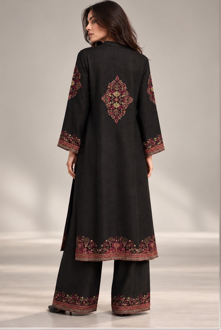 KNITTED EMBROIDERED CO-ORD SET