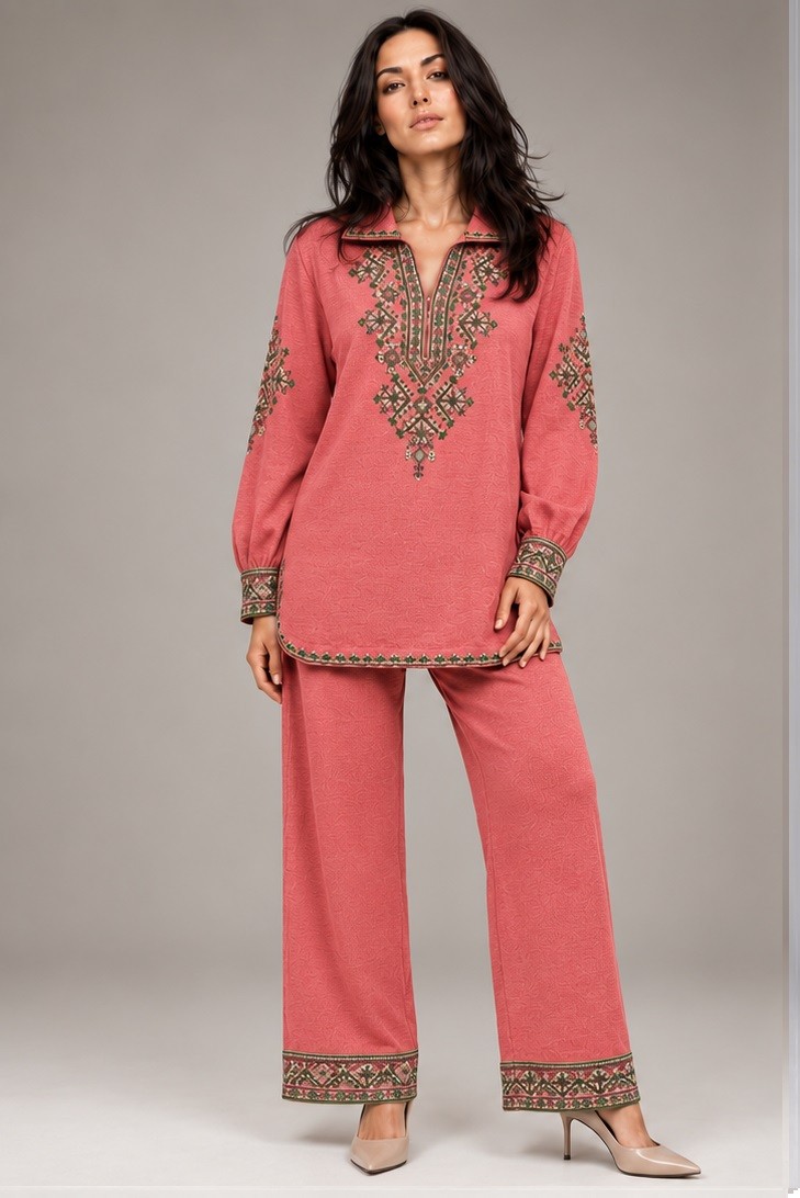 KNITTED EMBROIDERED CO-ORD SET