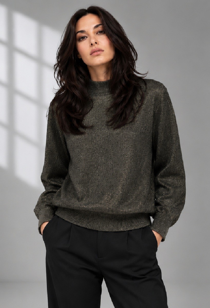 KNITTED JUMPER