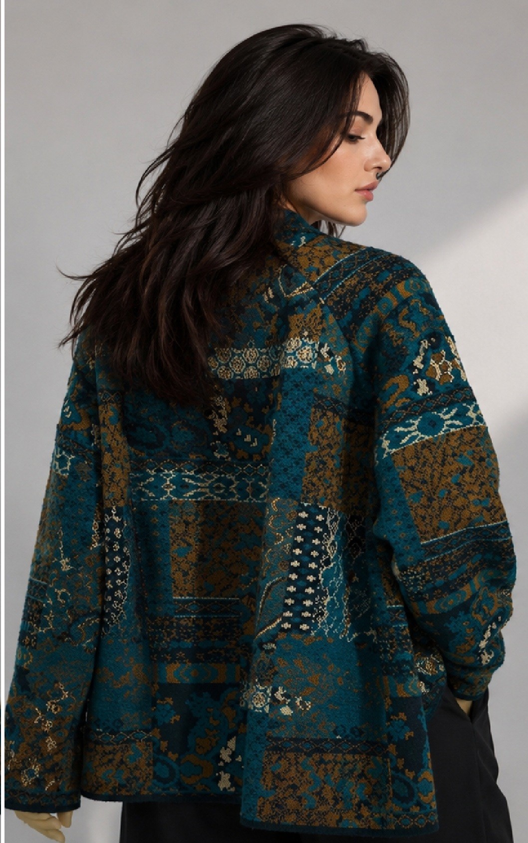 JACQUARD KNITTED CARDIGAN