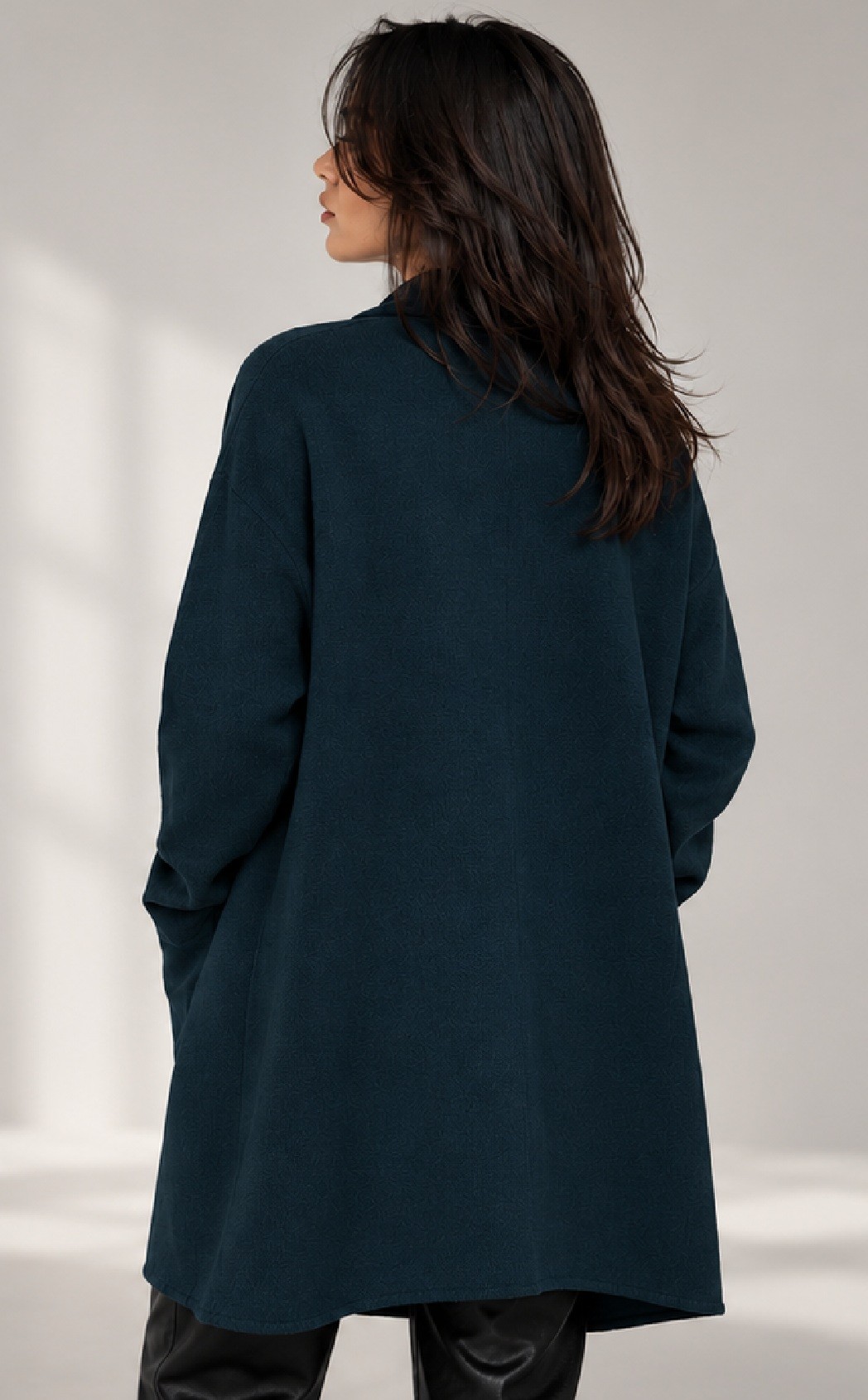 KNITTED OPEN SHRUG