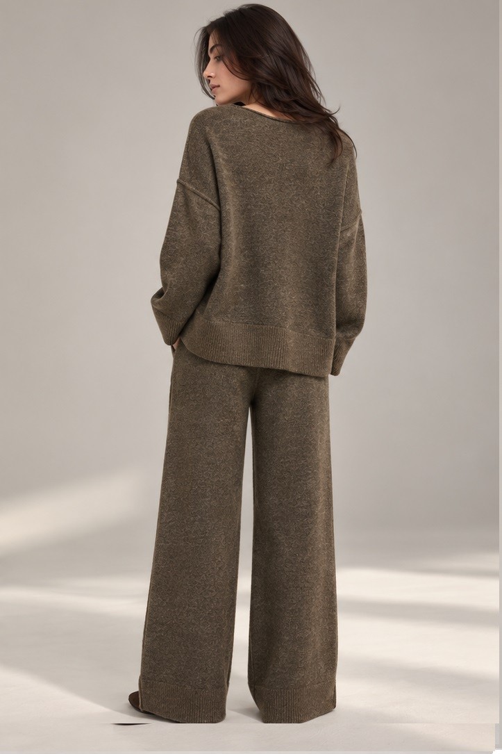 KNITTED CO ORD SET