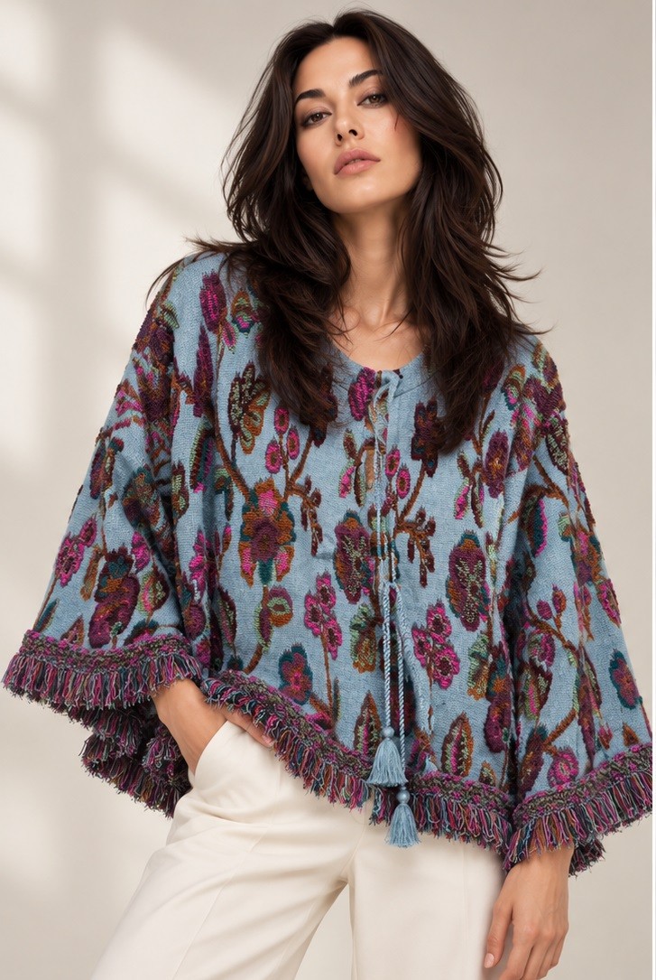 KNITTED CARDIGAN CAPE