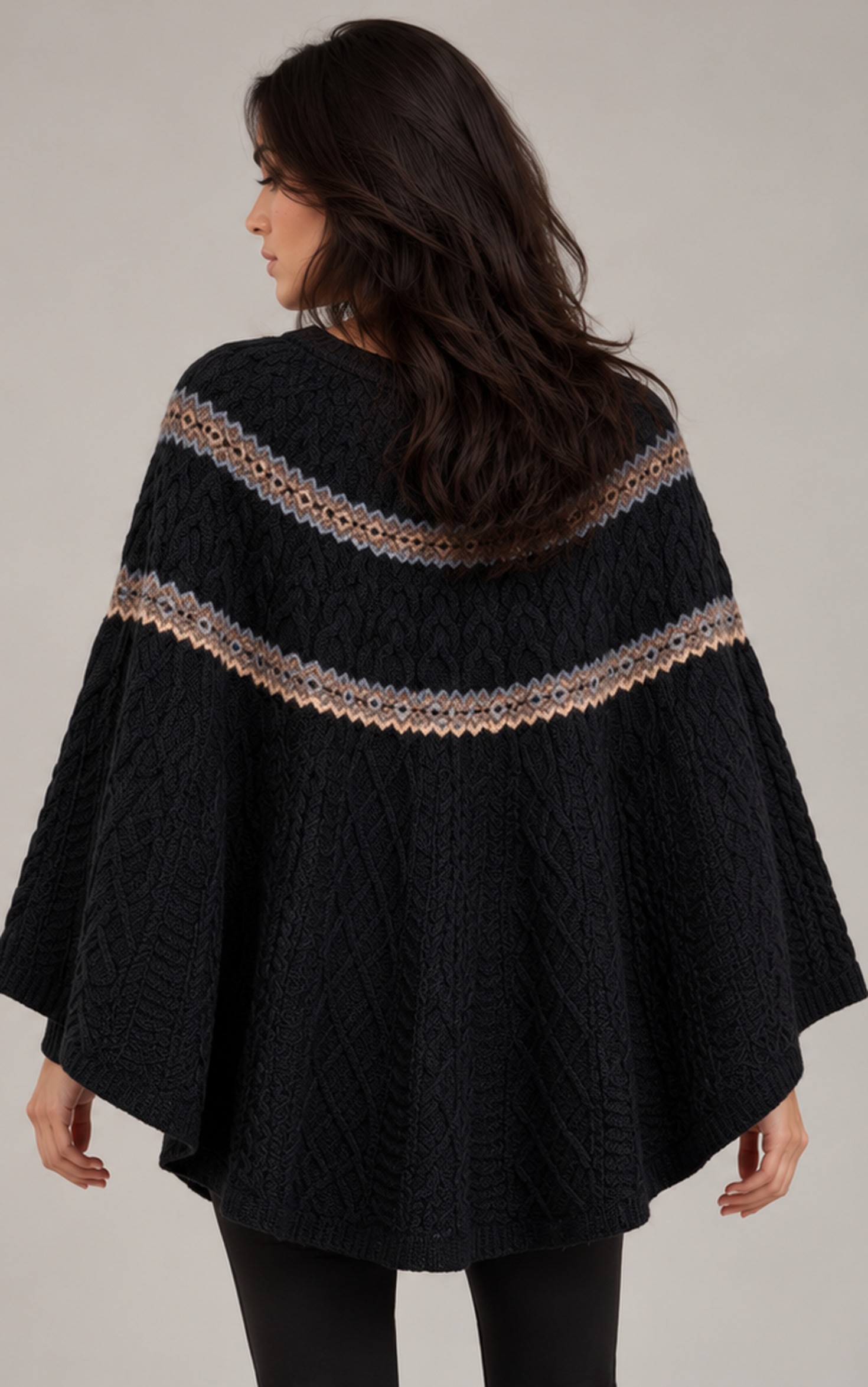 KNITTED PONCHO